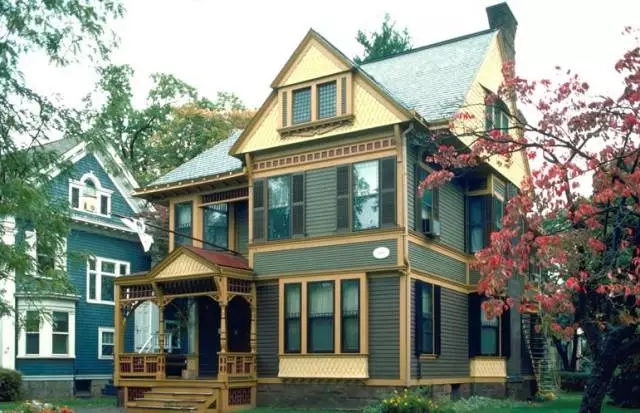 1554861989560575.jpg 640.webp.jpg